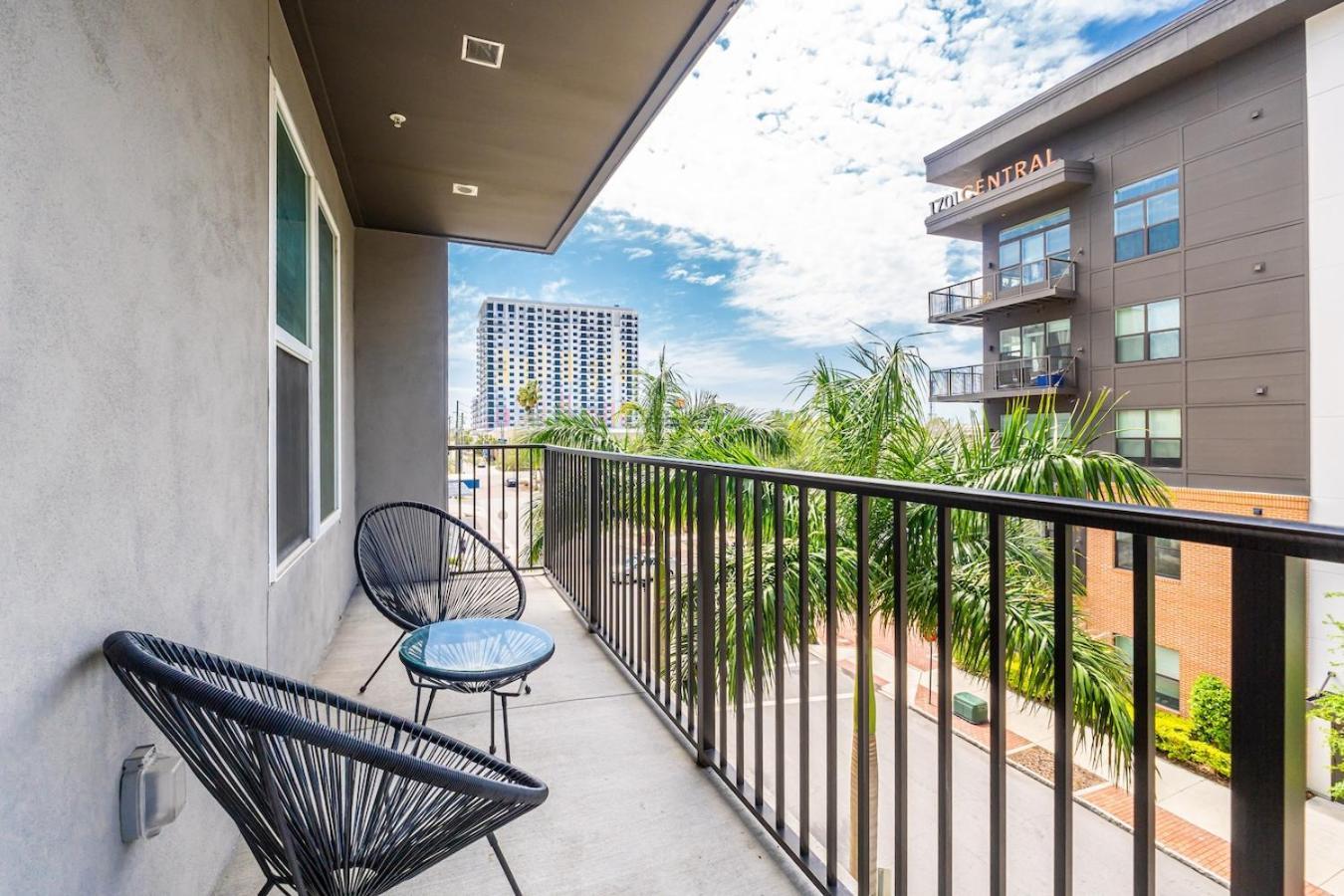 セント・ピーターズバーグTropicana Field 2 Bed In Dwtwn With Free Parkingアパートメント エクステリア 写真