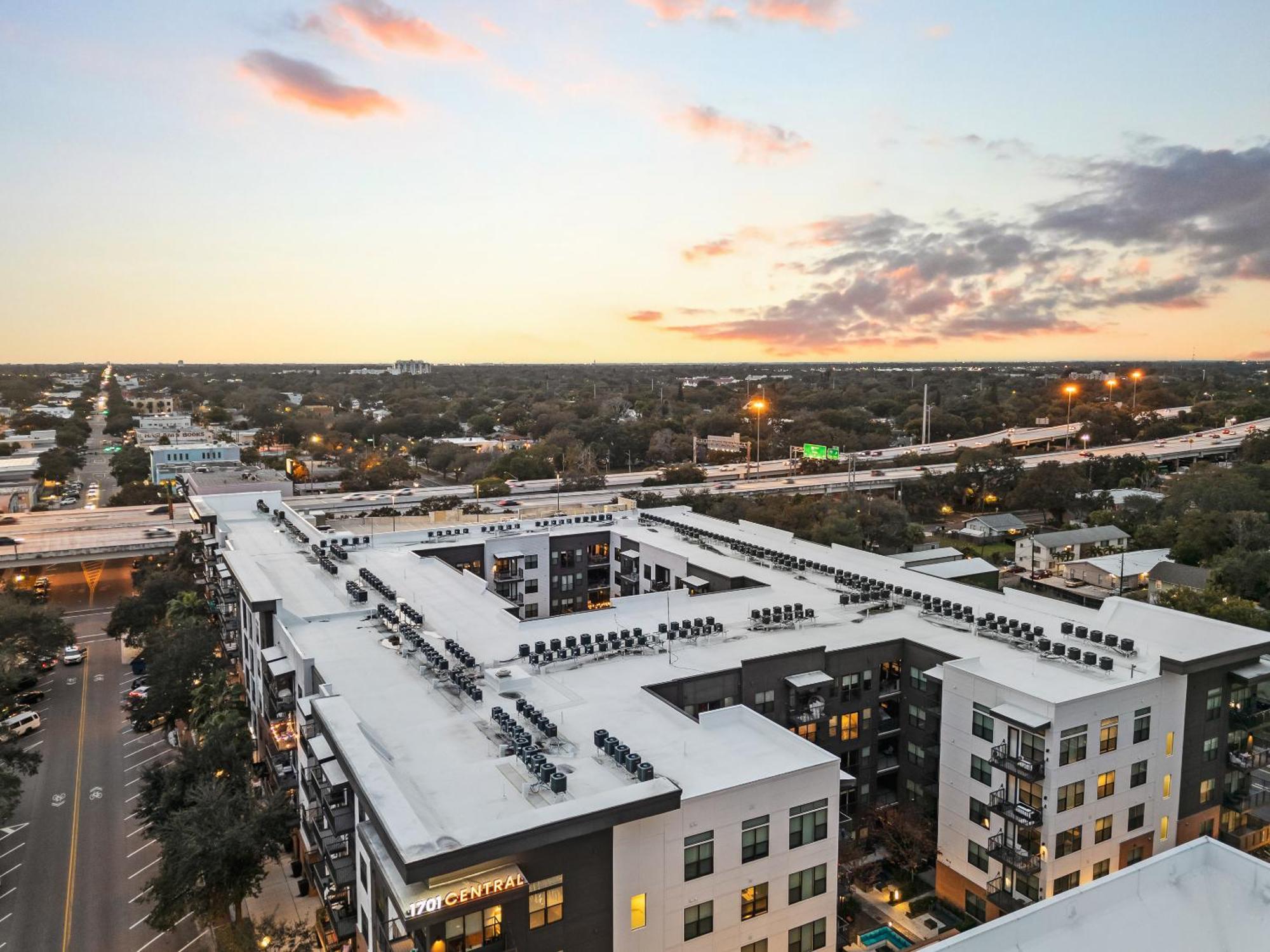 セント・ピーターズバーグTropicana Field 2 Bed In Dwtwn With Free Parkingアパートメント エクステリア 写真